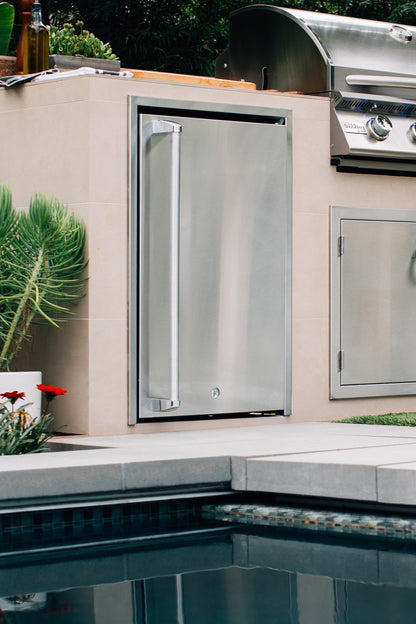4.5c Deluxe Compact Fridge by Summerset