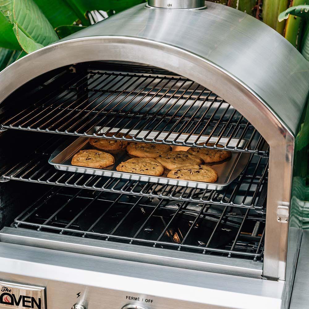 The Freestanding Outdoor Oven by Summerset