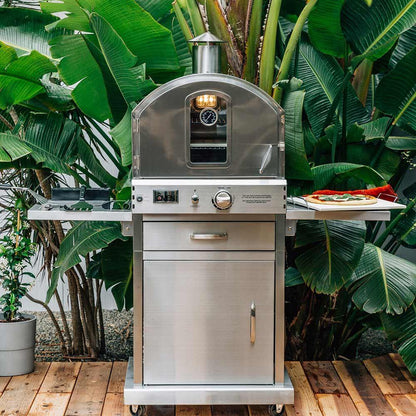 The Freestanding Outdoor Oven by Summerset